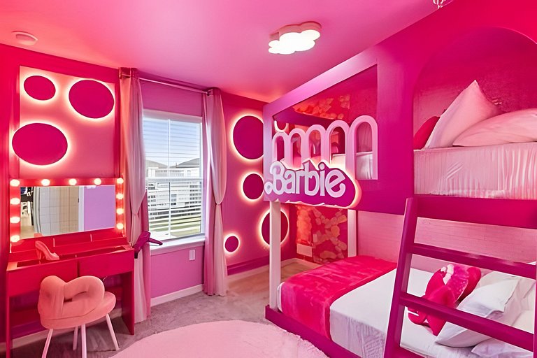 5 Bd / 4.5 Ba / Sleeps 14 / Windsor Cay Resort