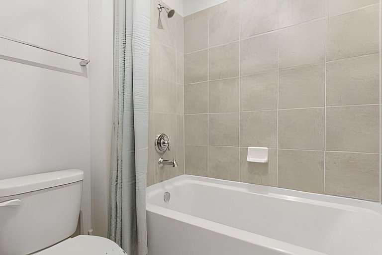 5 Bd / 4.5 Ba / Sleeps 14 / Windsor Cay Resort