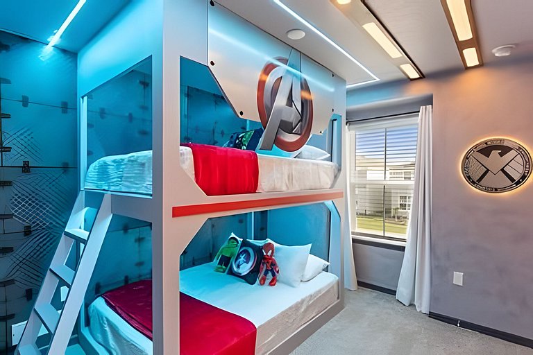 5 Bd / 4.5 Ba / Sleeps 14 / Windsor Cay Resort