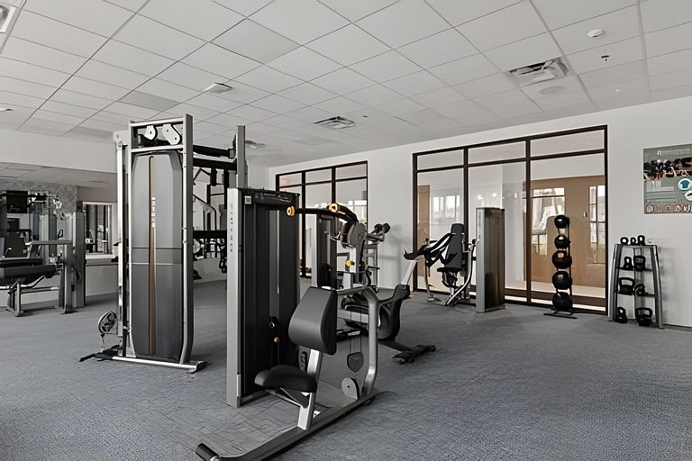 5 Bd / 4.5 Ba / Sleeps 14 / Windsor Cay Resort