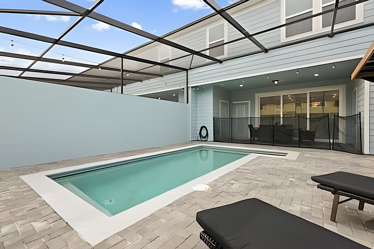 5 Bd / 4,5 Ba / Sleeps 14 / Windsor Cay Resort