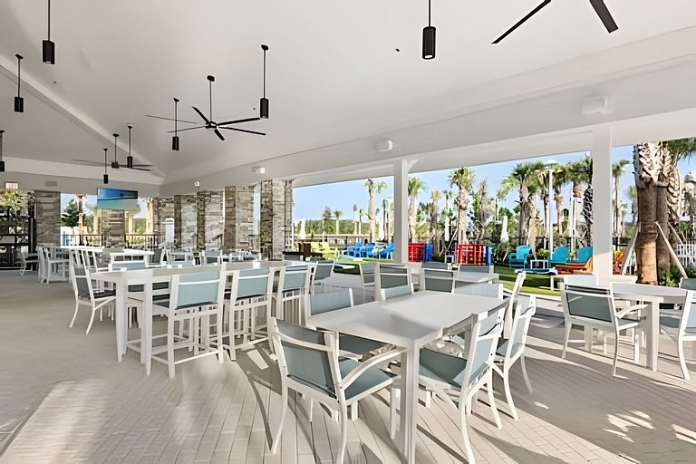 5 Bd / 4,5 Ba / Sleeps 14 / Windsor Cay Resort