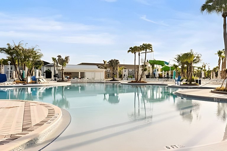5 Bd / 4,5 Ba / Sleeps 14 / Windsor Cay Resort