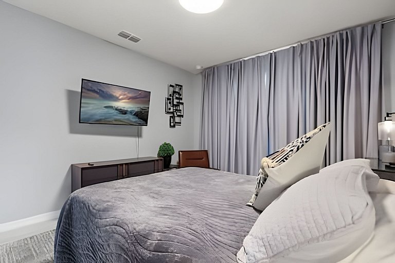 7 Bd / 6,5 Ba / Sleeps 18 / Solara Resort
