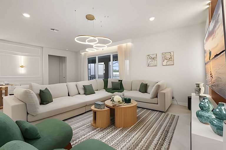 8 Bd / 6 Ba / Sleeps 23 / Windsor Cay Resort