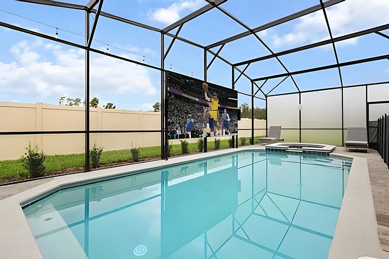 8 Bd / 6 Ba / Sleeps 23 / Windsor Cay Resort