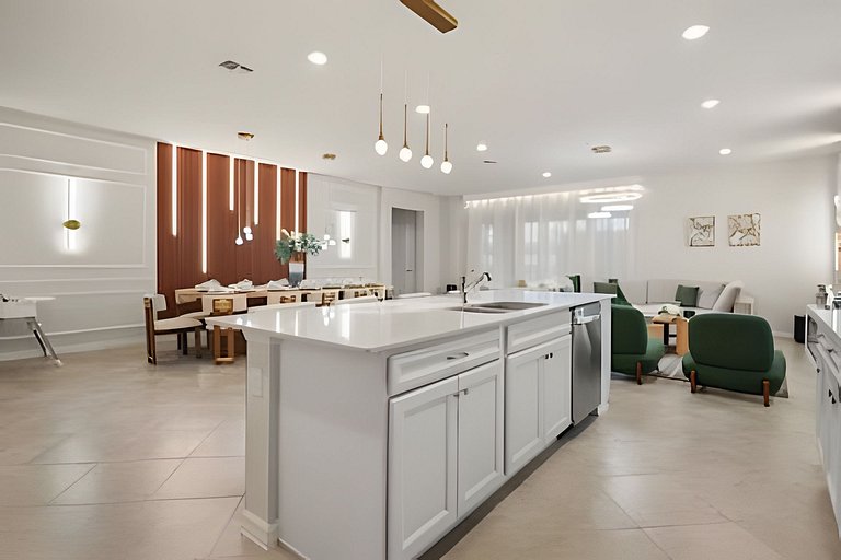 8 Bd / 6 Ba / Sleeps 23 / Windsor Cay Resort
