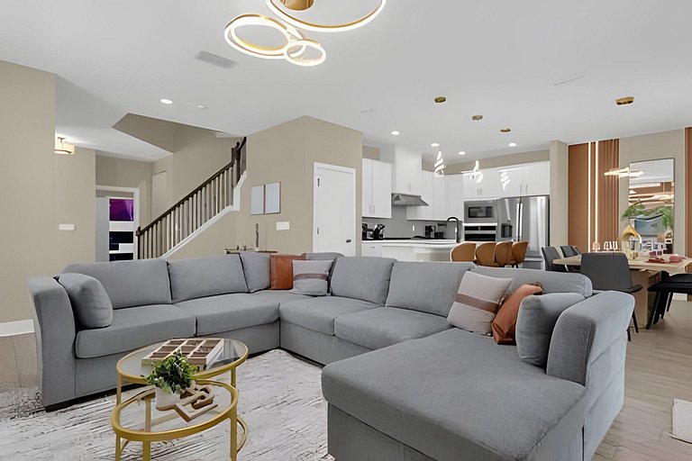 6 Bd / 3,5 Ba / Sleeps 22 / Reunion Village