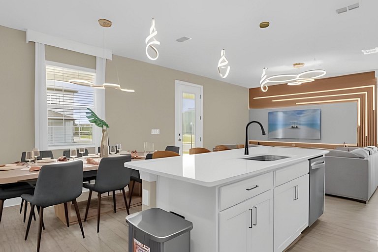 6 Bd / 3,5 Ba / Sleeps 22 / Reunion Village