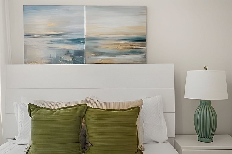 6 Bd / 4.5 Ba / Sleeps 12 / Solterra Resort