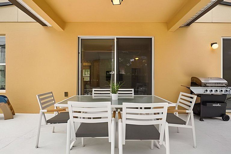 6 Bd / 4.5 Ba / Sleeps 12 / Solterra Resort