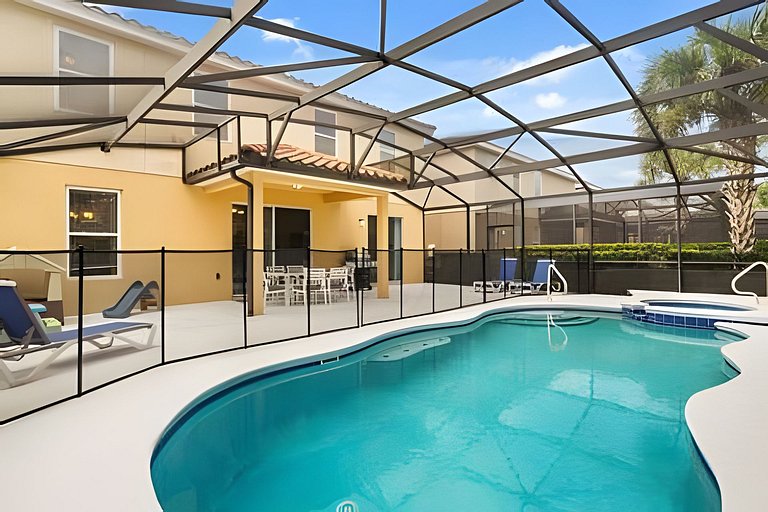 6 Bd / 4.5 Ba / Sleeps 12 / Solterra Resort