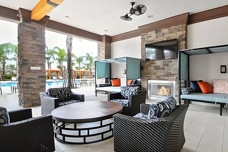6 Bd / 4.5 Ba / Sleeps 12 / Solterra Resort