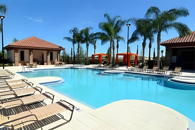6 Bd / 4.5 Ba / Sleeps 12 / Solterra Resort