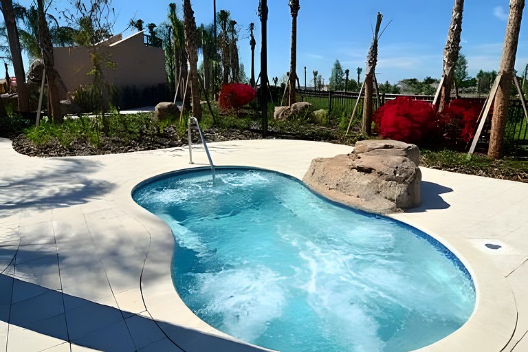 6 Bd / 4.5 Ba / Sleeps 12 / Solterra Resort