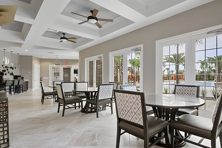 6 Bd / 4.5 Ba / Sleeps 12 / Solterra Resort