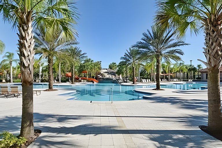 6 Bd / 4.5 Ba / Sleeps 12 / Solterra Resort