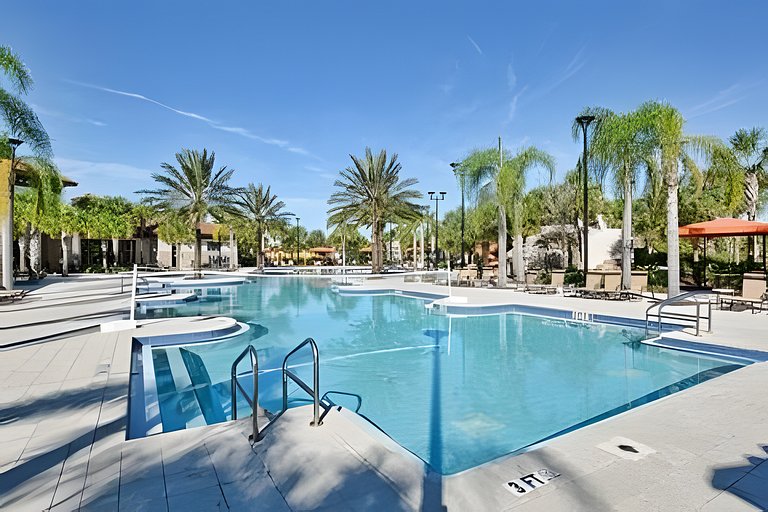 6 Bd / 4.5 Ba / Sleeps 12 / Solterra Resort