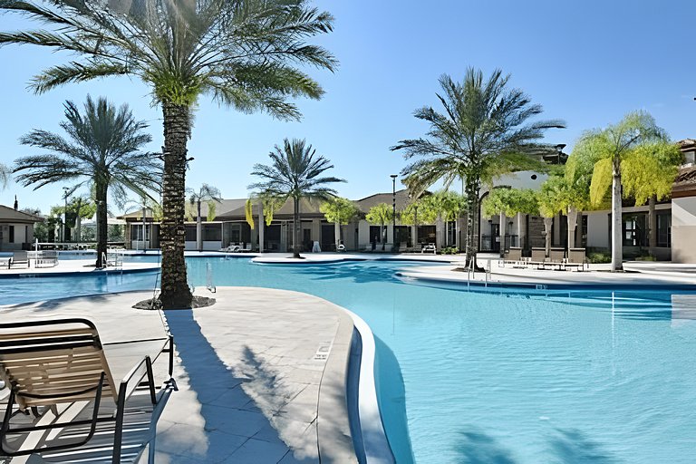 6 Bd / 4.5 Ba / Sleeps 12 / Solterra Resort